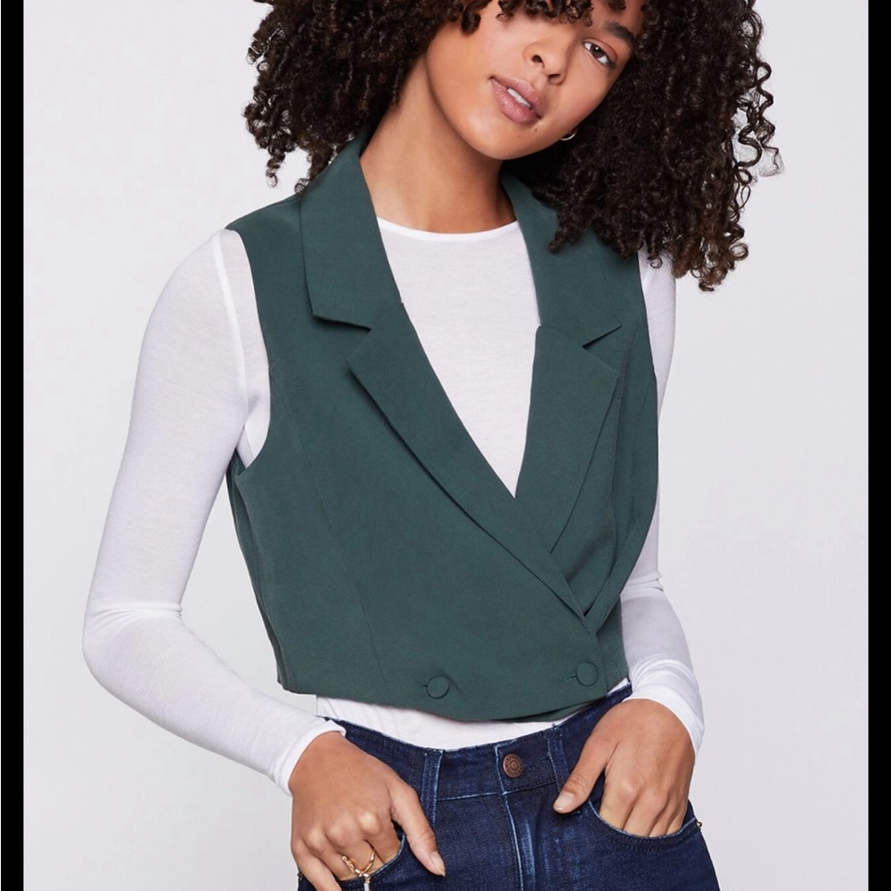 BCBGeneration cropped vest